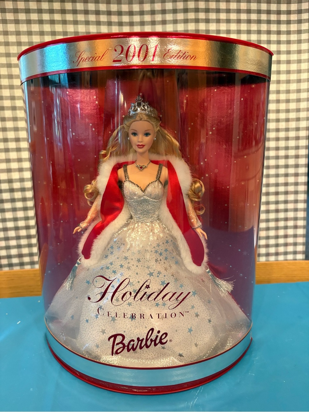 Mattel Holiday Celebration Barbie Special Edition 2001 NIB